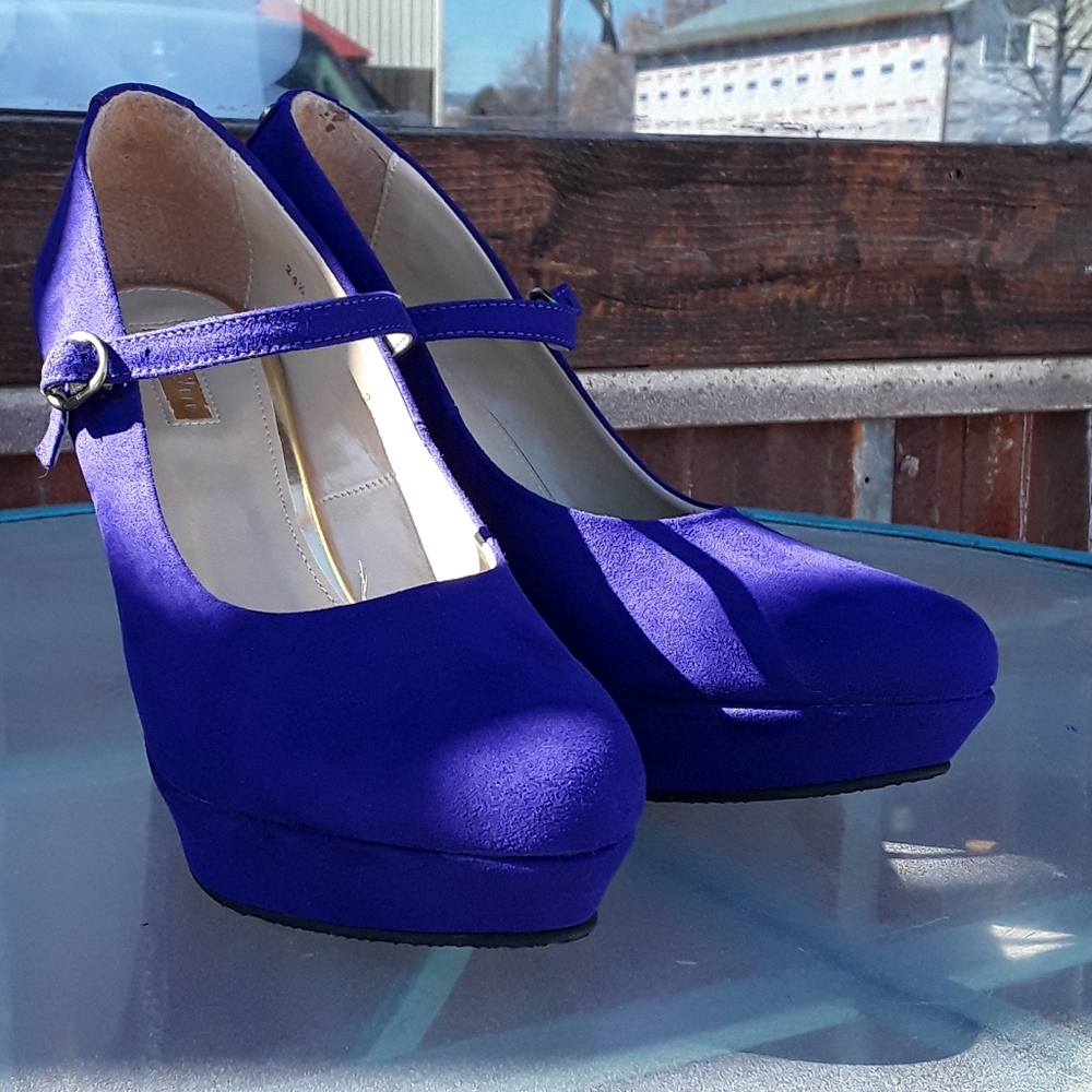 Purple EFE wedges